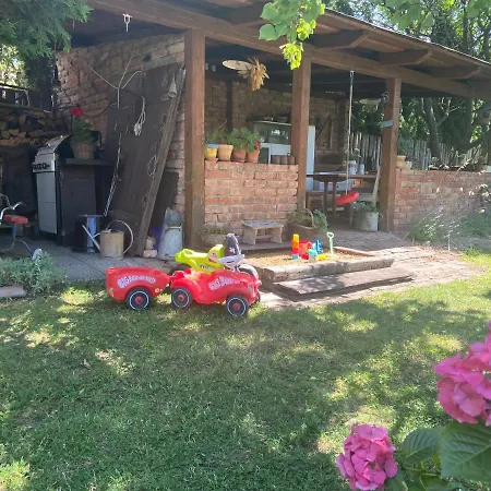Apartament V *